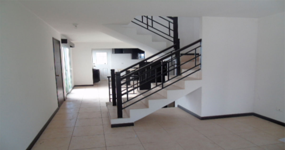 Venta de Casa o Casas, Terrenos, Propiedades, Apartamentos, Inmuebles en Guatemala, zona 11, zona 7, zona 2, zona 18, zona 16, Mixco, Carretera Al Salvador, Fraijanes, Santa Catarina Pinula, Antigua Guatemala, Villa Nueva, Villa Canales, San Miguel Petapa - Venta o Alquiler de Casas En Guatemala